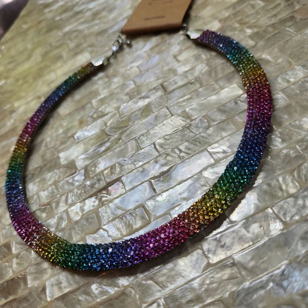 🌈 Rainbow Crystal Choker Necklace 🌈 - Picture 7 of 7